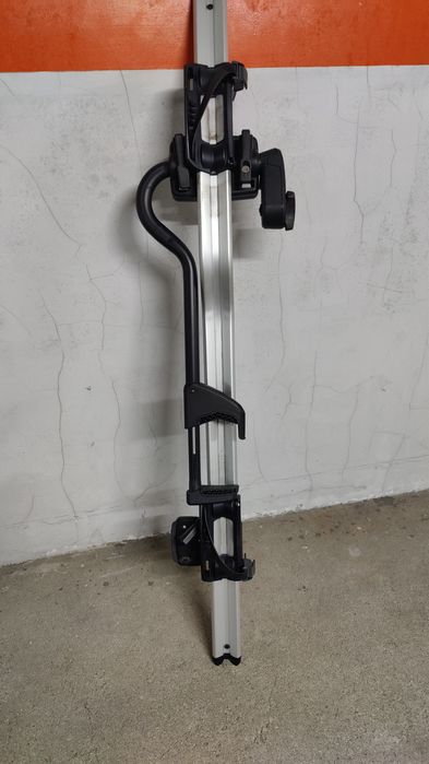 Vendo suporte de tejadilho para bicicletas da Mini