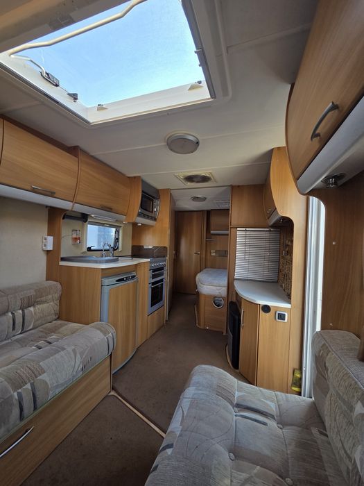 ACE Viscount автобудинок
Гарний дуже! зручний  та затишний будинок для