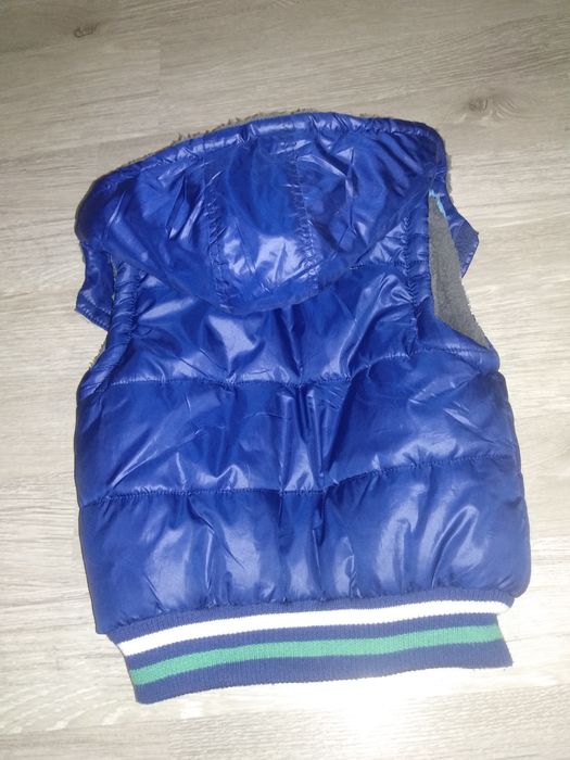 Безрукавка на хлопчика 4-5р