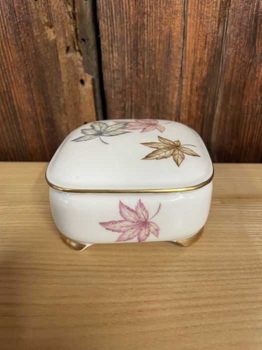 Szkatułka Rosenthal porcelana liście kwiaty A432