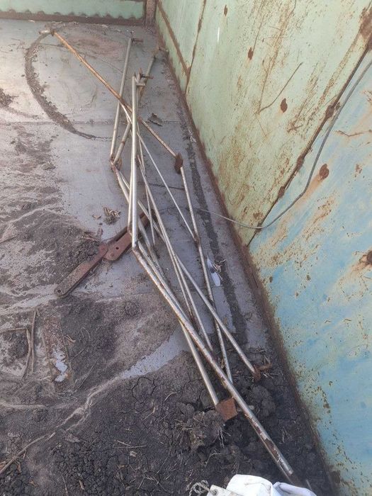 Тракторний прицеп 2ПТС-4