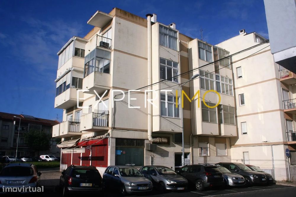 Apartamento T1 para remodelar