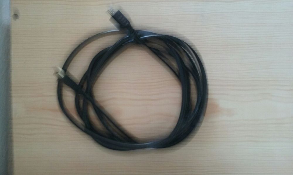 Cabos HDMI de 1,5m novos e selados