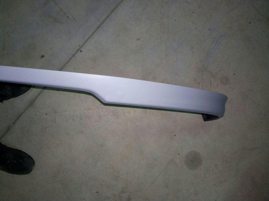 Avental lip spoiler Toyota verso 2005