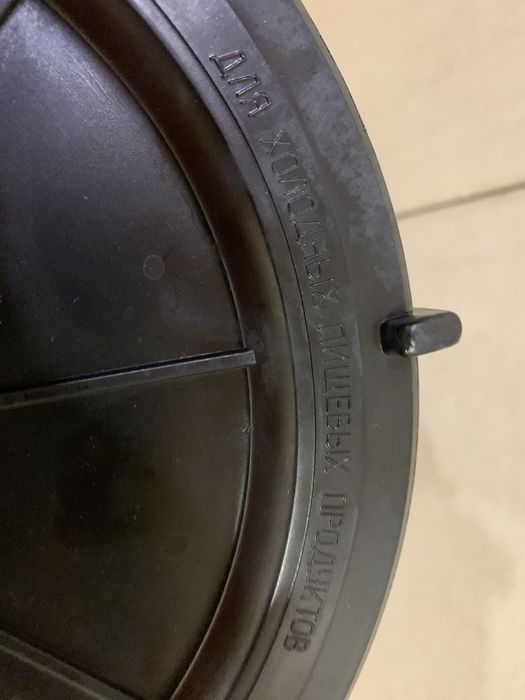 Харчовий бідон пластиковий/ пищевой бидон пластиковый