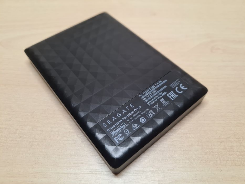 Жесткий диск внешний  Seagate Expansion 1.5TB STEA1500400 2.5 USB 3.0