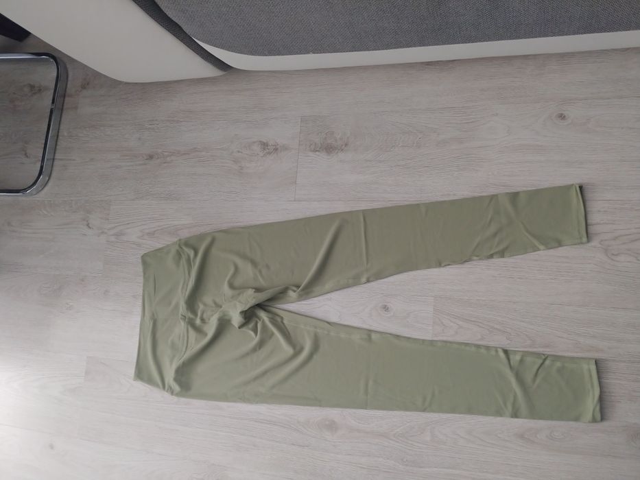 Leginsy damskie pistacja