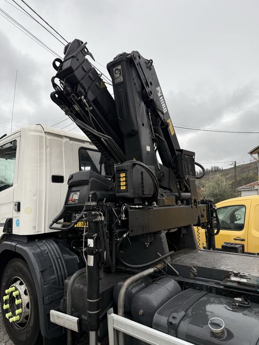Scania c/grua hiab