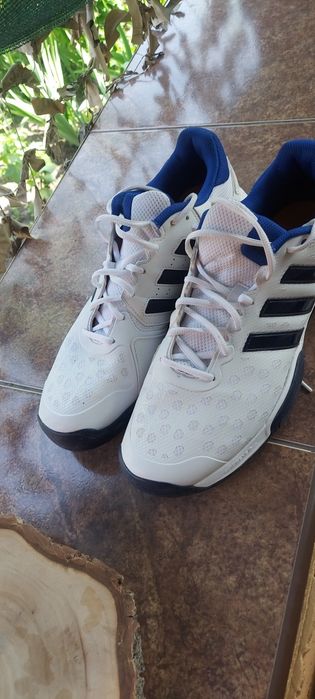 Красовки Adidas продам