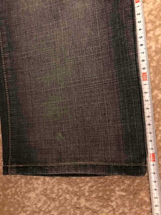 Продам новые мужские джинсы (made in Italy)