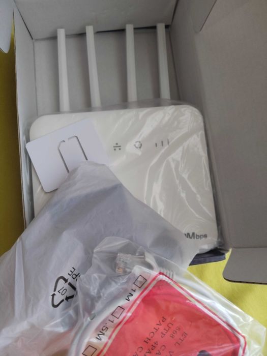 WiFi Роутер 4G LTE sim карта CLM920