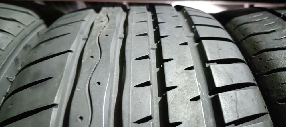 Pneus 205/40/18 A PARTIR