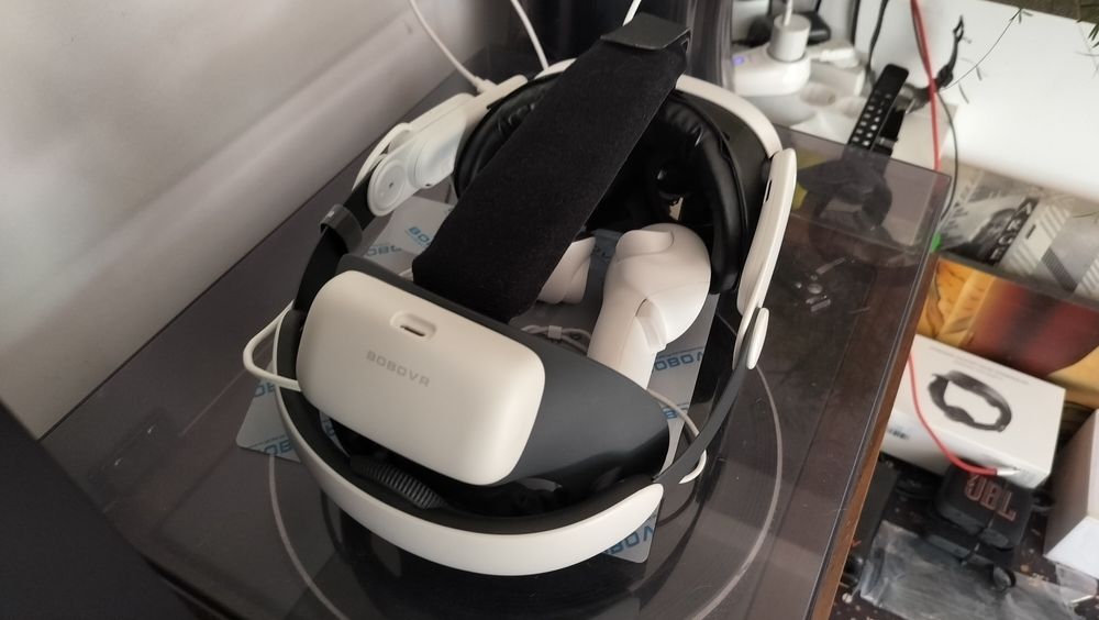 Meta Quest 3 512 GB + BOBOVR E3 Pro + AMVR face pad