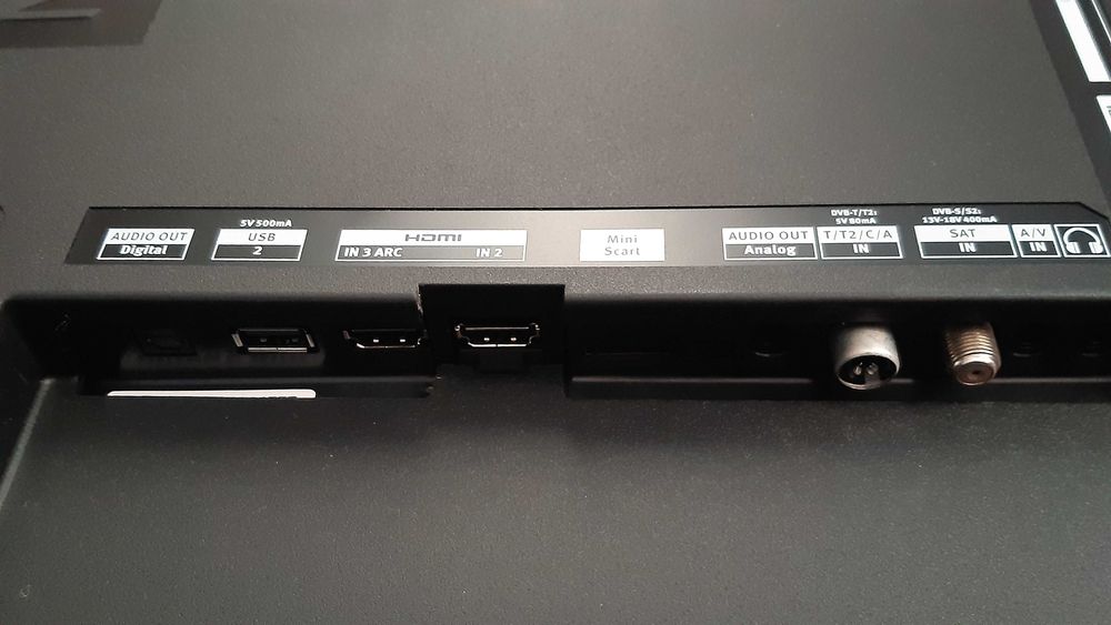 32" METZ з YOUTUBE модель 32TZ37 COSMO 32 , гарантія 6 місяців!!!