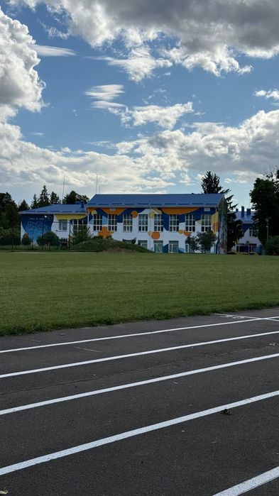 Простора 1-кімнатна в самому центрі Білогородки