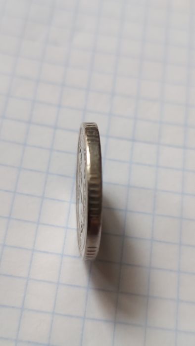 5 гривен 2022 г. Брак штампа.