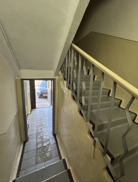 •Продається 3-чешка, кільце южки