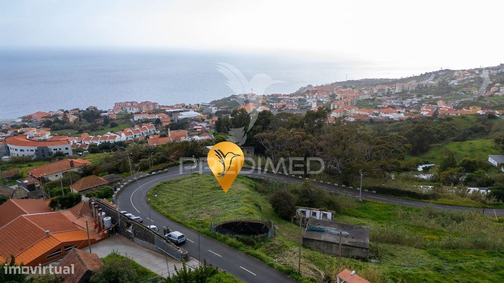 Terreno para construção com 1095 m2 no Caniço