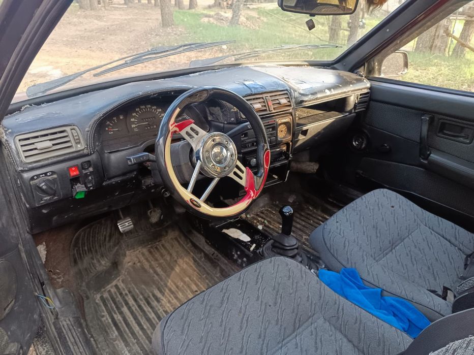 Продам машину ВАЗ 2108 строчно