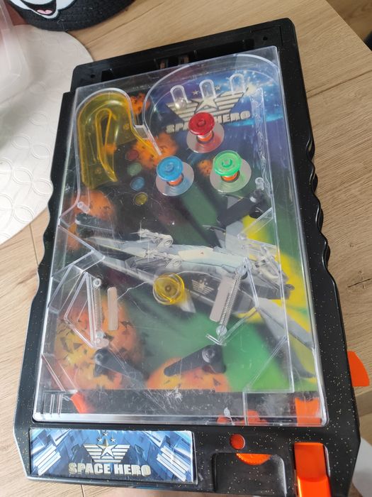 Gra space hero retro