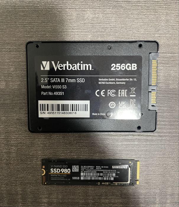 SSD NVMe Samsung 980 500GB/ SSD Sata Verbatim 256Gb