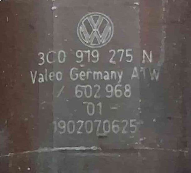 Sensor de Estacionamento Trás 3CD919275N - VW GOLF V