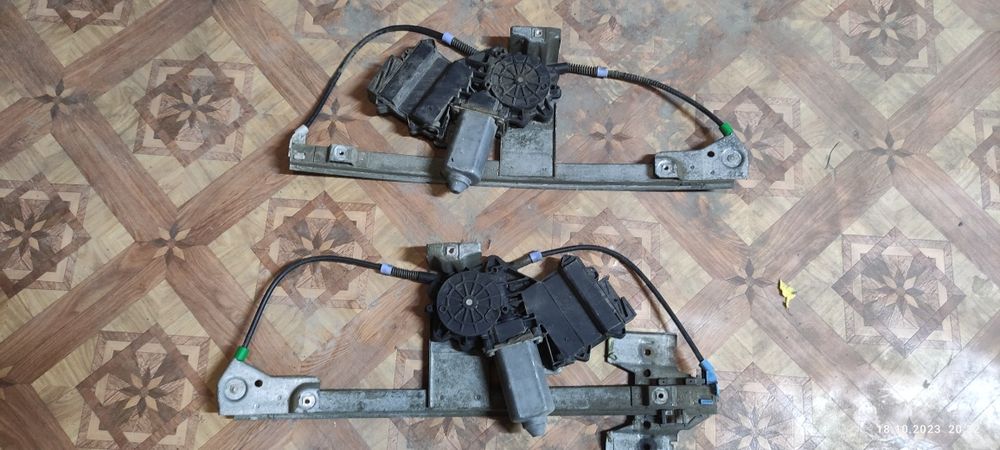 Скло підіймачі  фольцваген ,перемикач Світла