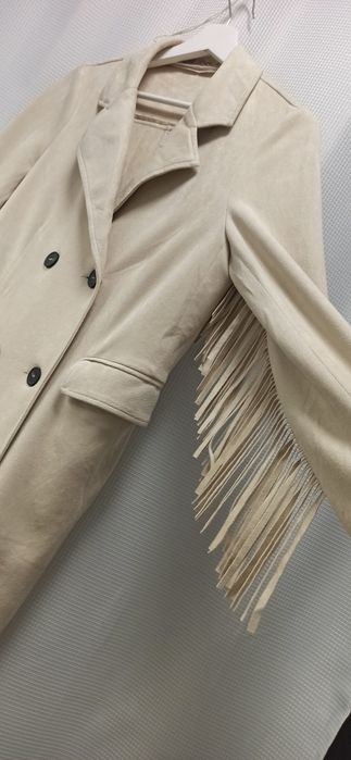 Płaszcz płaszczyk frędzle frędzelki cowboy styl kowbojski M lekki imit