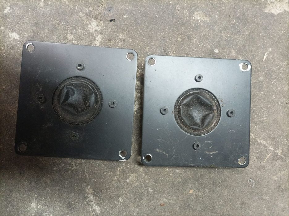 Głośniki firmy Grundig box 8000