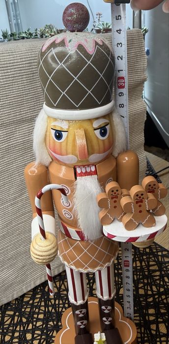 Dziadek do orzechów piernikowy 36 cm figurka świąteczna