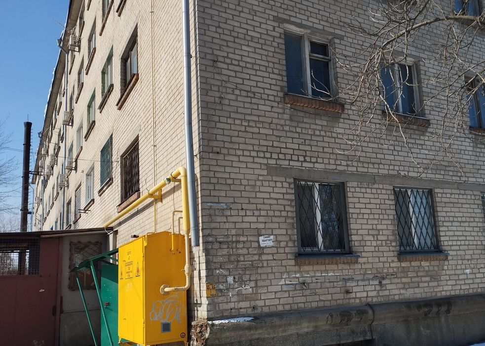 Продам недорого приватизовану кімнату в гуртожитку