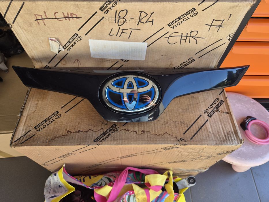 Toyota corolla e21 hb kombi atrapa grill