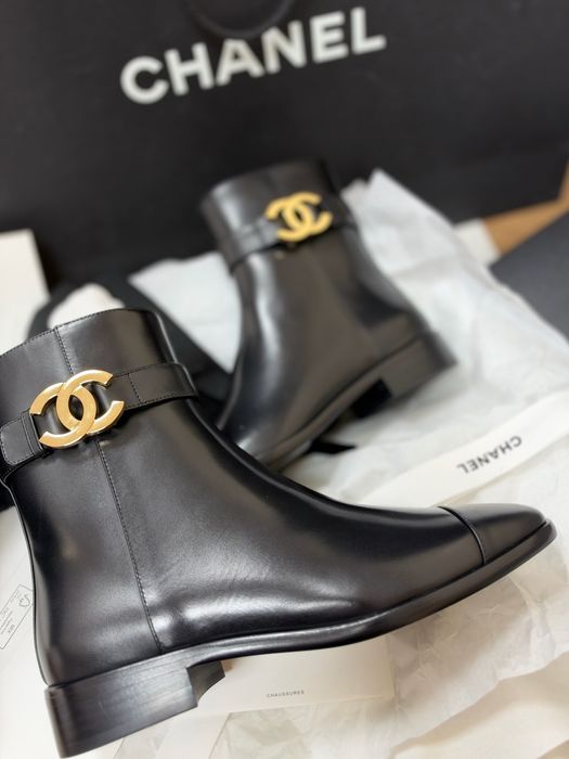 CHANEL® Luksusowe buty CC® ekskluzywne obuwie skórzane botki