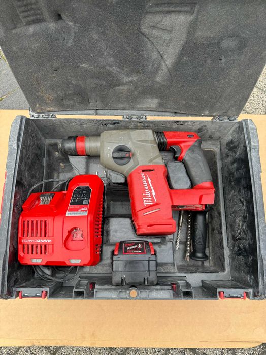 Młotowiertarka wiertarka milwaukee M18 CHX