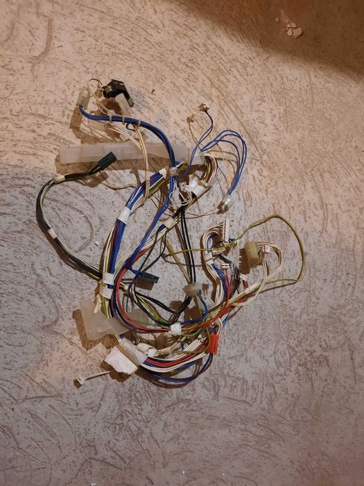 запчастини для стіральной машинкі Whirlpool---Electrolux EWT 1215