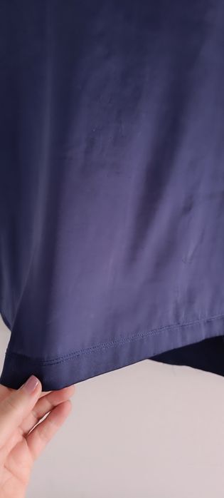 Camisola azul Ana Sousa tamanho S, mas veste maior. Usada