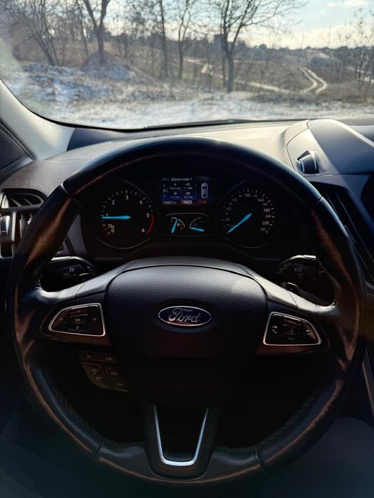 Продам Ford Kuga