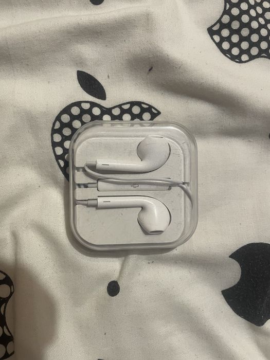 Наушники iphone