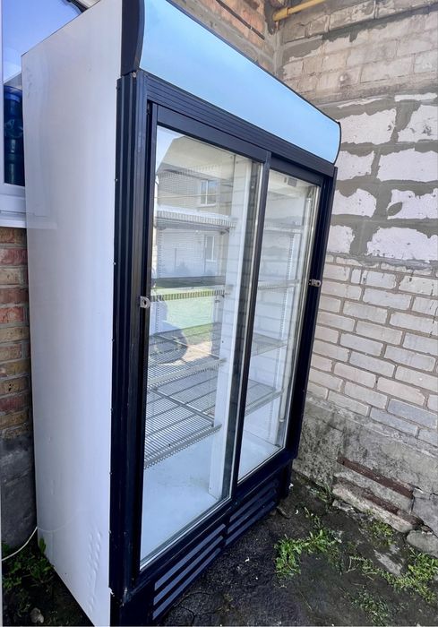 Продам 2 хололильника витрины