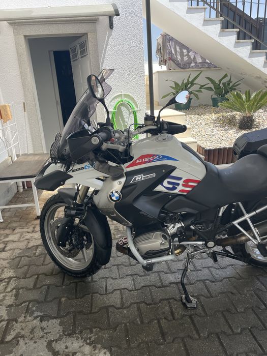 Para venda moto bmw gs 1200 ano 2008 com 68.000km em bom estado