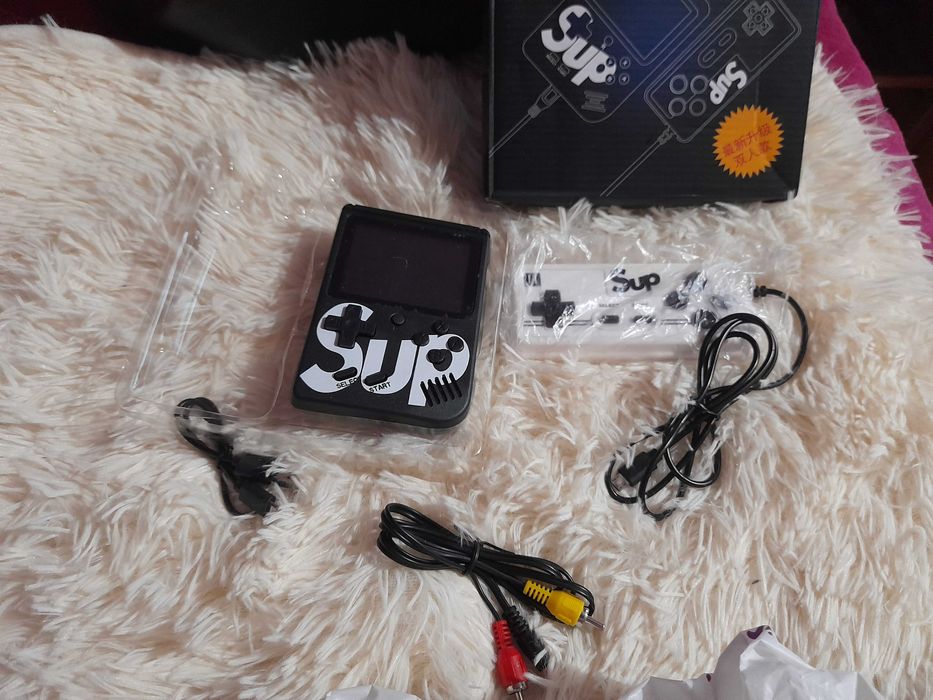 Consola com 500 jogos instalados