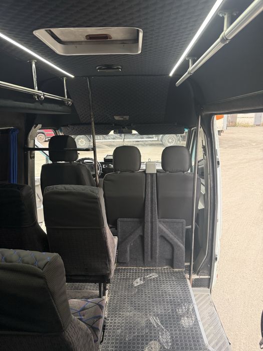 LT 35 пассажир 18+1