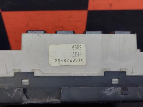 Caixa fusíveis / SAM / BSI NISSAN NP300 Navara Pick Up (D40)