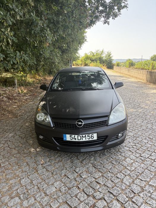 Opel Astra Gtc - Matte