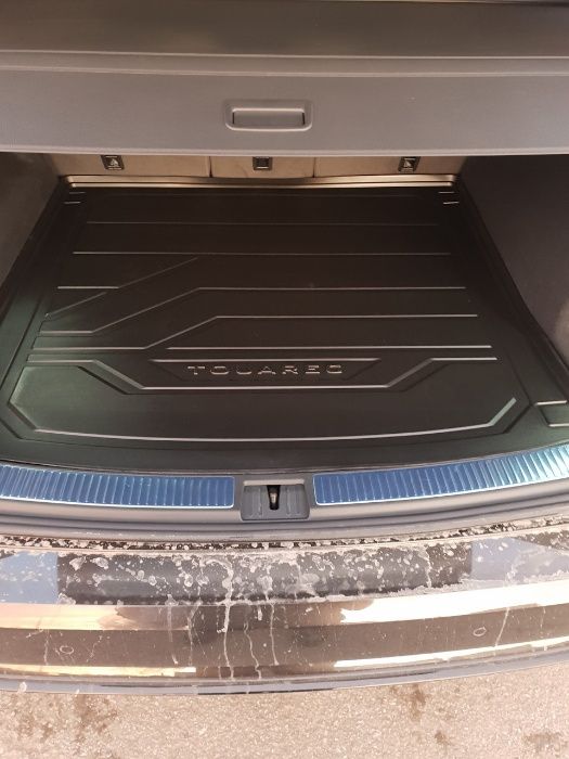 Коврики Оригінал! VW Touareg 3 7L 7P 76106150082V Авто Tiguan