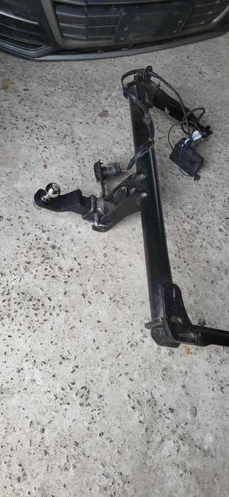 Розборка разборка Audi Q5 80A, Фаркоп Audi Q5 80a