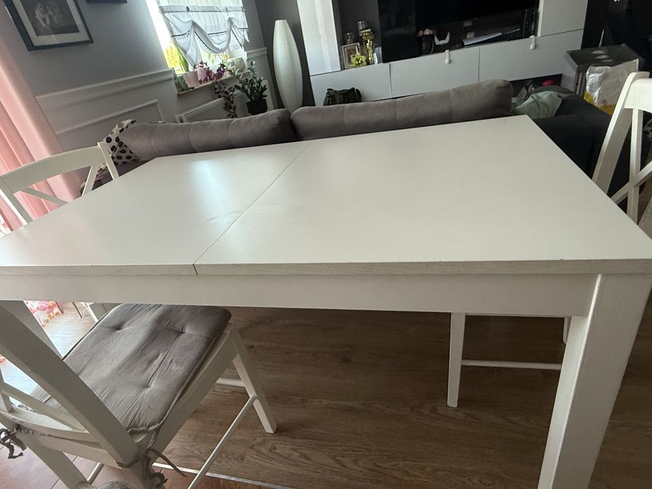 Stół z  krzeslami  IKEA