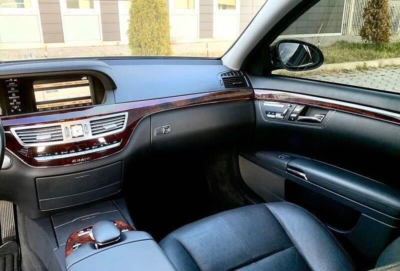 Автомобіль Mercedes S550 4matic W221