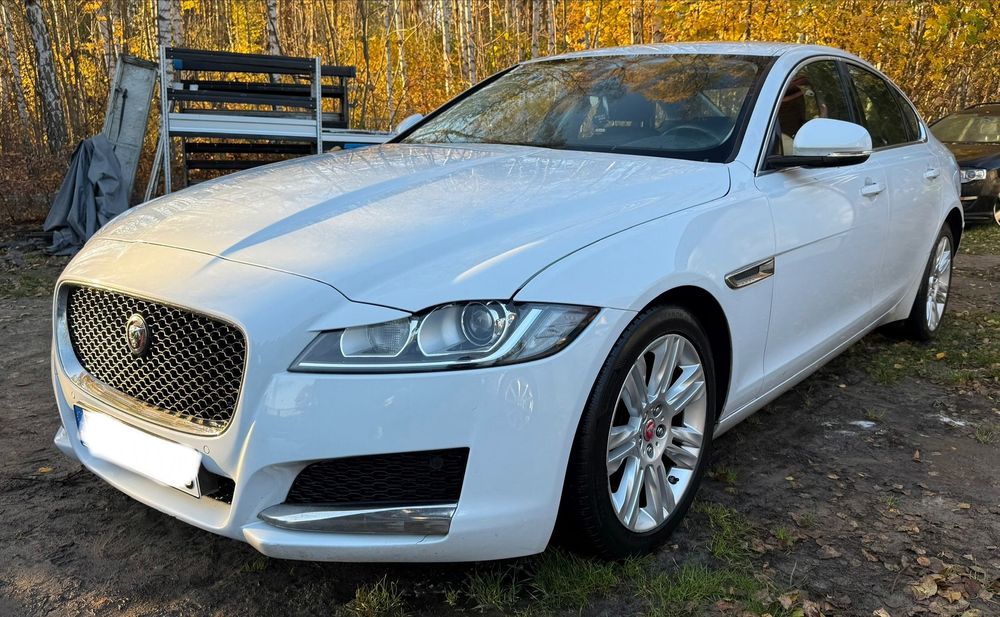 Jaguar XF