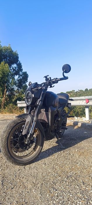 Vendo Zontes GK 350 imaculada